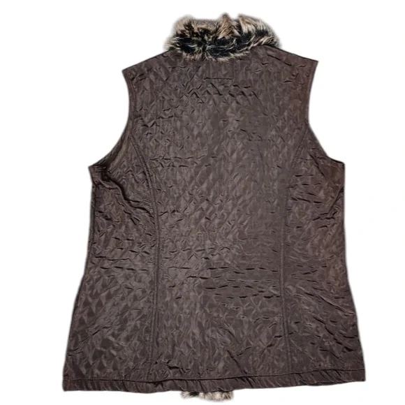 Double D Ranch Twila heavily embroidered fur trimmed vest. Incredibly rare NWOT - Picture 3 of 14